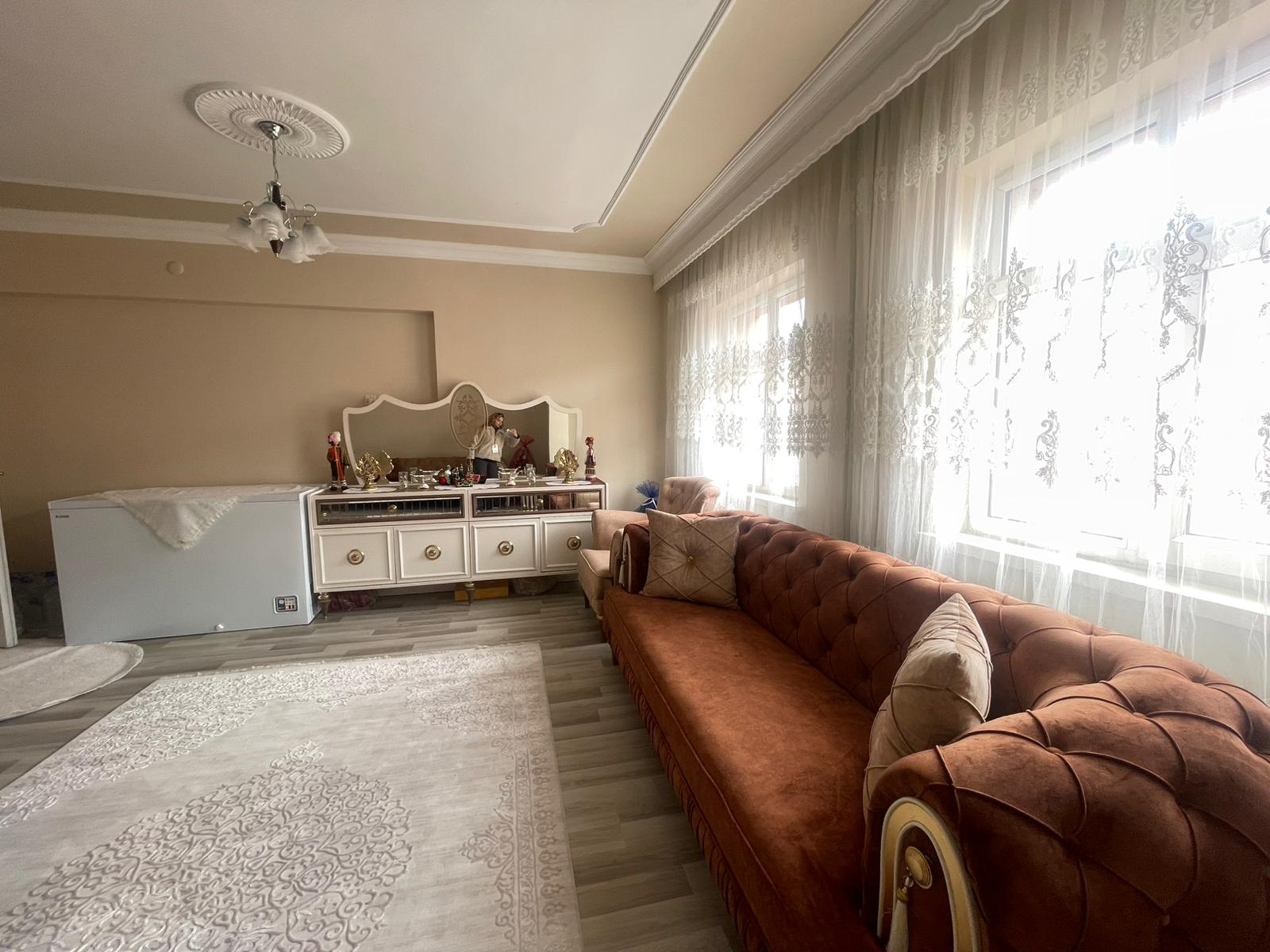 YILDIZKENT'TE SATILIK DAİRE